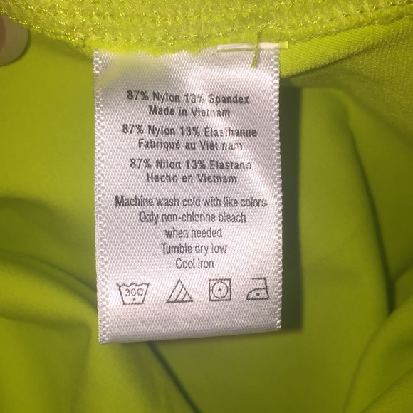 NWT Alo Yoga Neon Airbrushed Capri Leggings - Picture 7 of 9